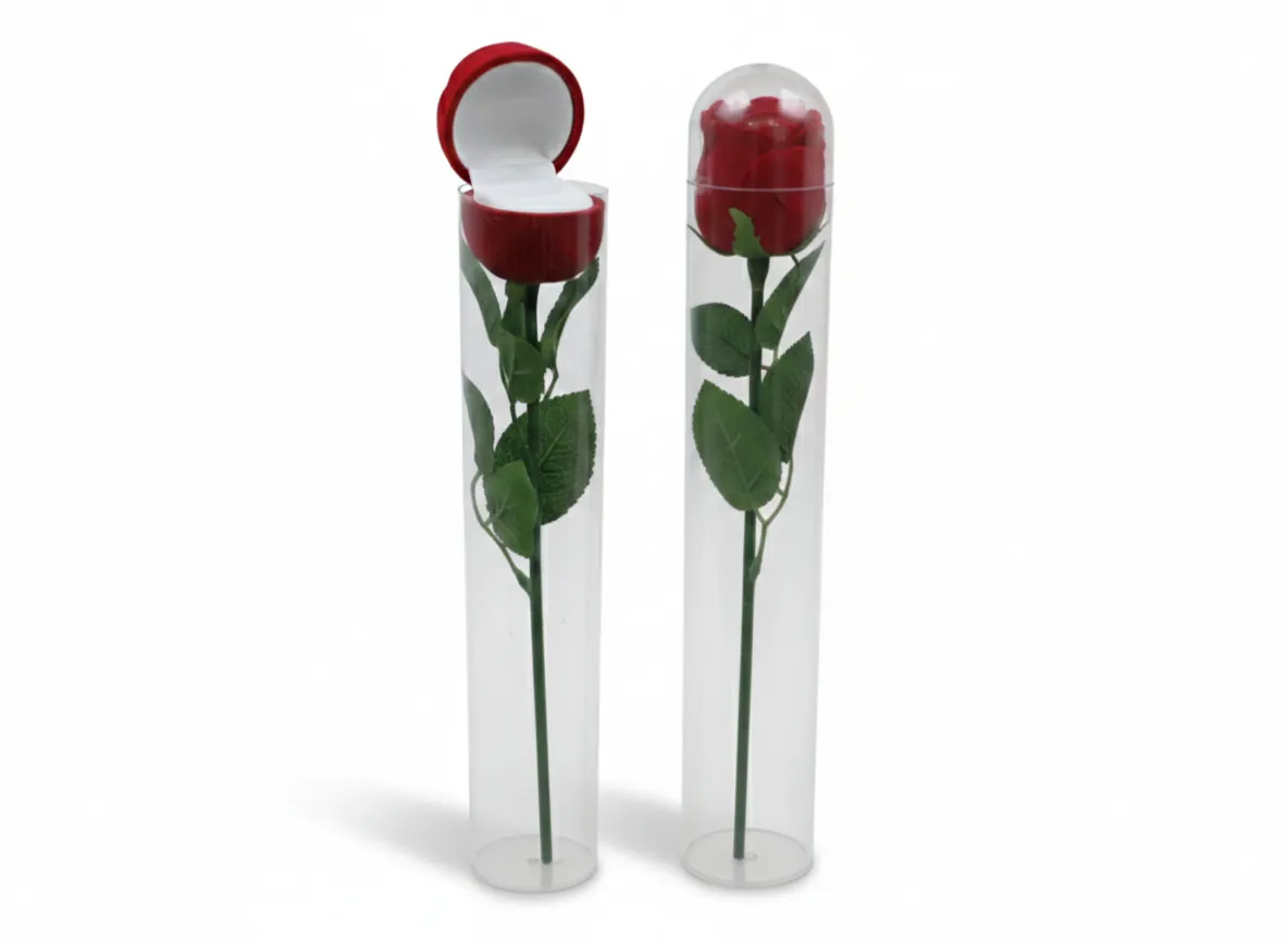 Ukrasna ruža sa kutijicom za prsten